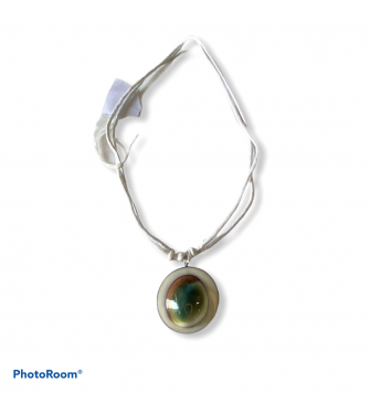 SHELL NECKLACE