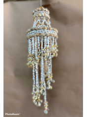 CHANDELIER STAIRWAY WITH YELLOW NERITA